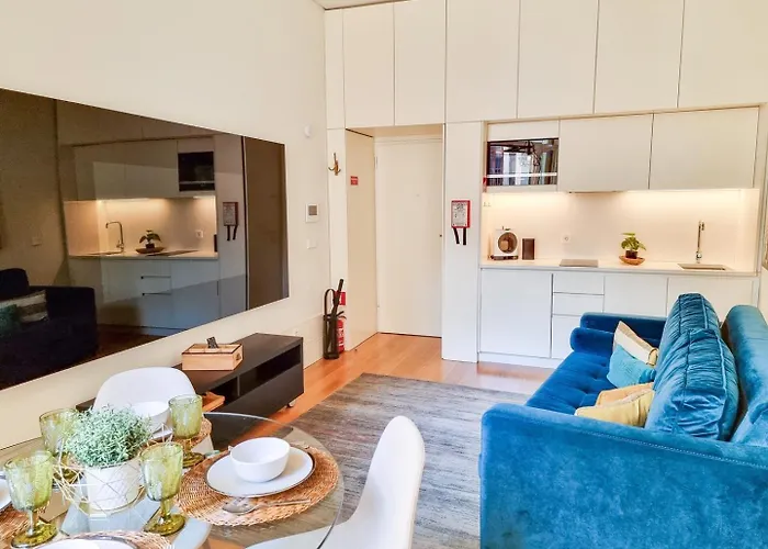 Inspiring Center 1 Bedroom With A View *