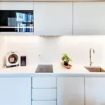 Inspiring Center 1 Bedroom With A View Apartman