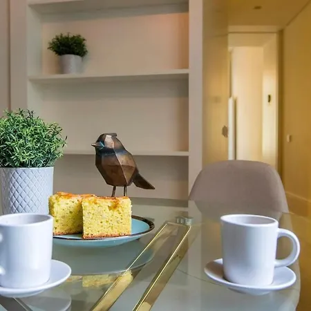 Inspiring Center 1 Bedroom With A View Apartamento Porto