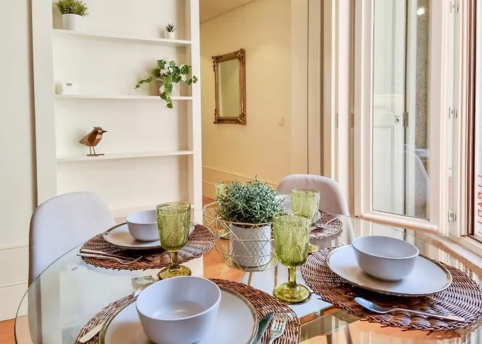 Inspiring Center 1 Bedroom With A View *