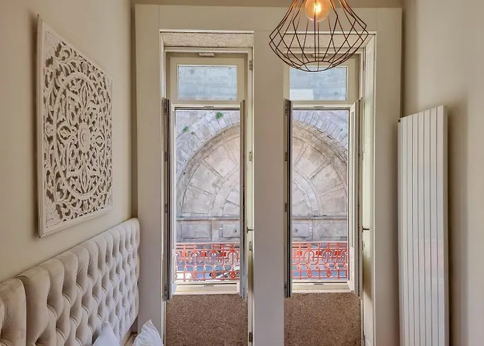 Inspiring Center 1 Bedroom With A View *