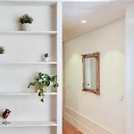 Inspiring Center 1 Bedroom With A View *